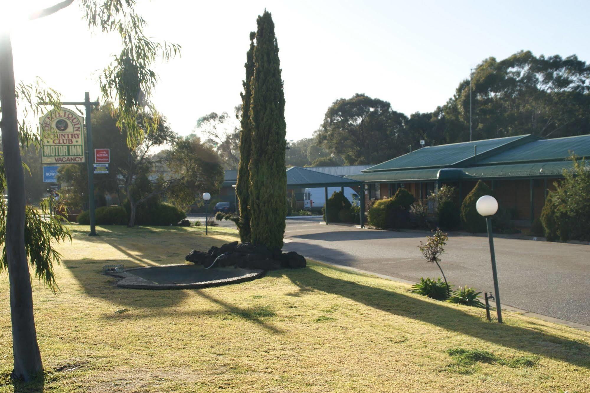 Deniliquin Country Club Motor Inn Exteriér fotografie